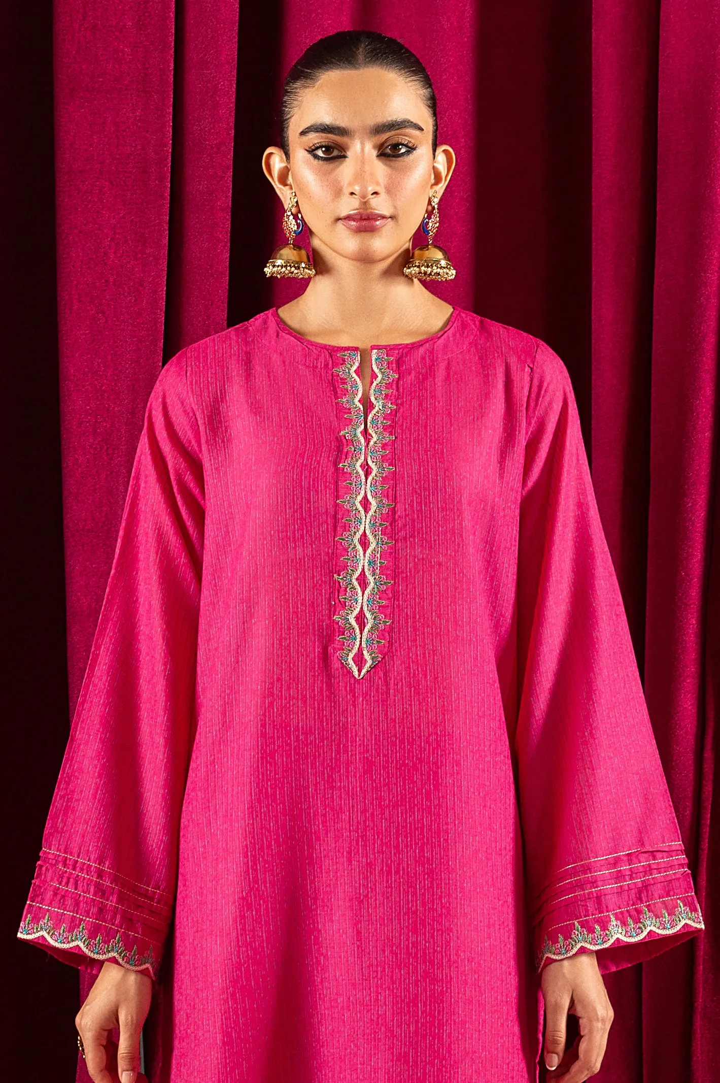 2PC Pink Embroidered