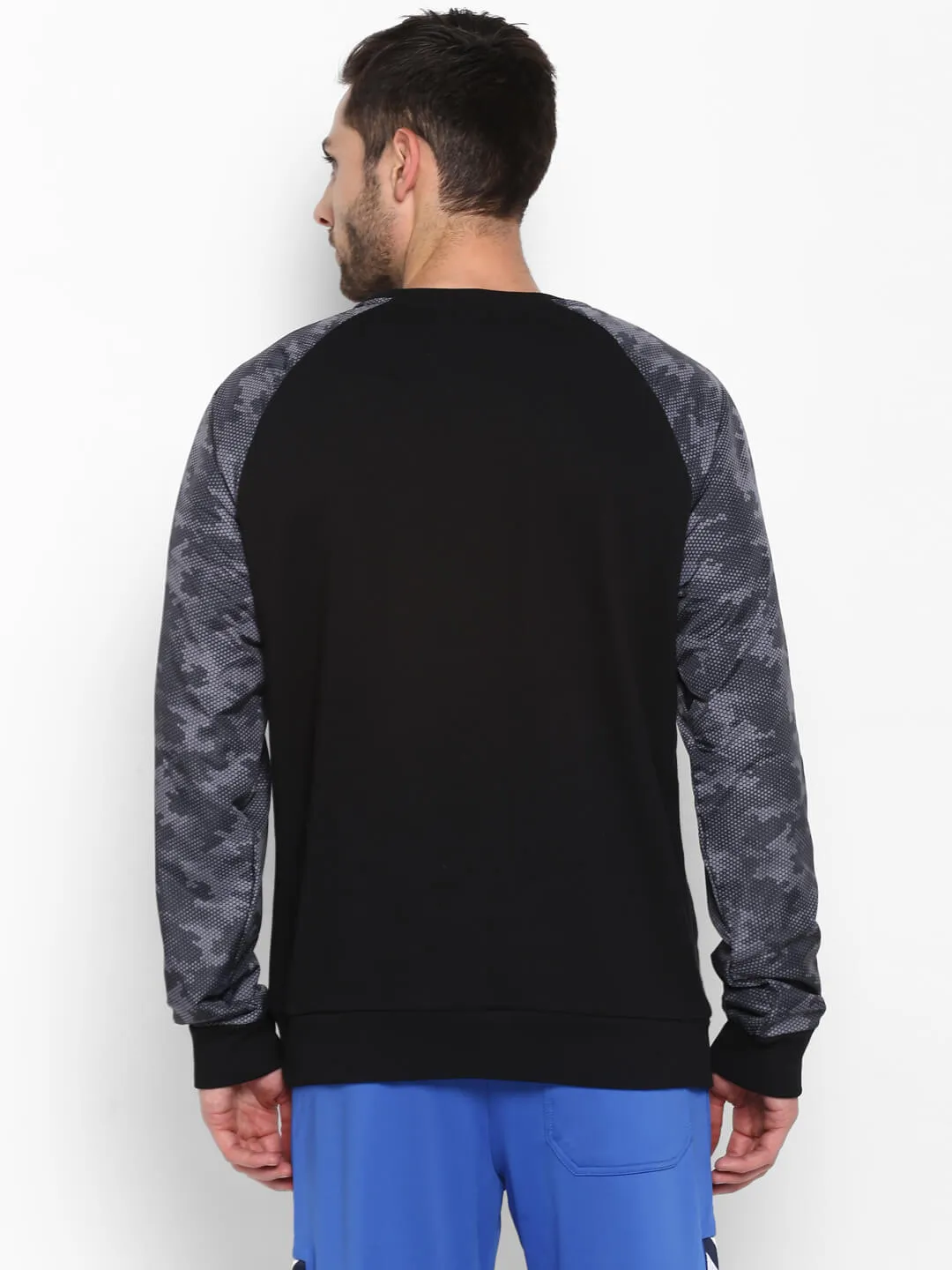 Auberto Men Black Sweatshirt