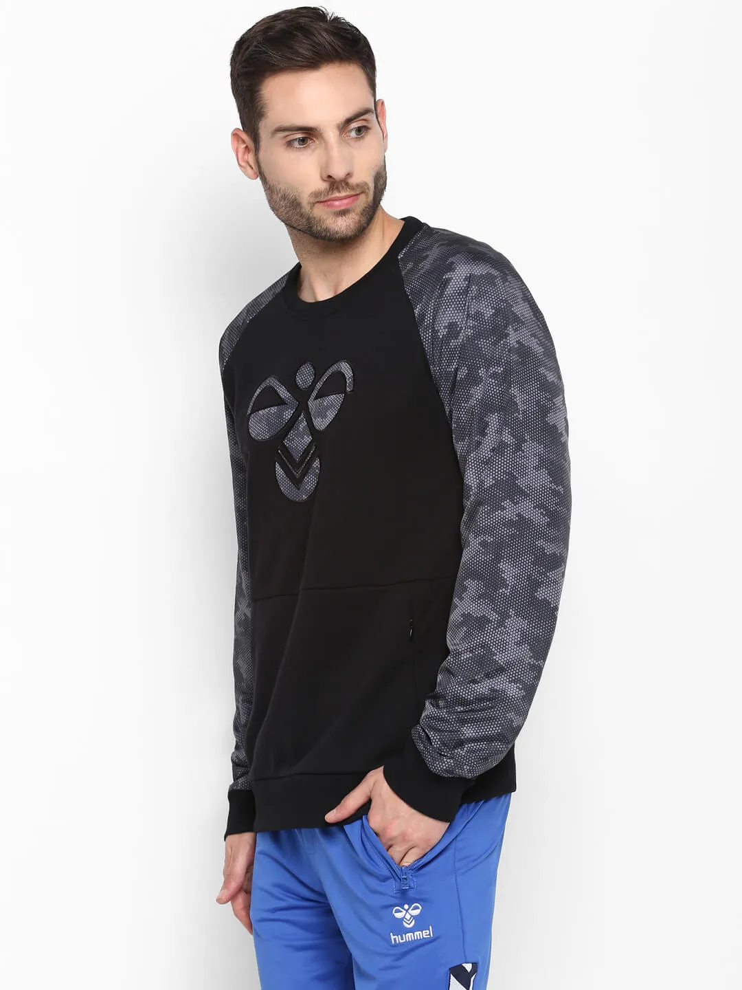 Auberto Men Black Sweatshirt