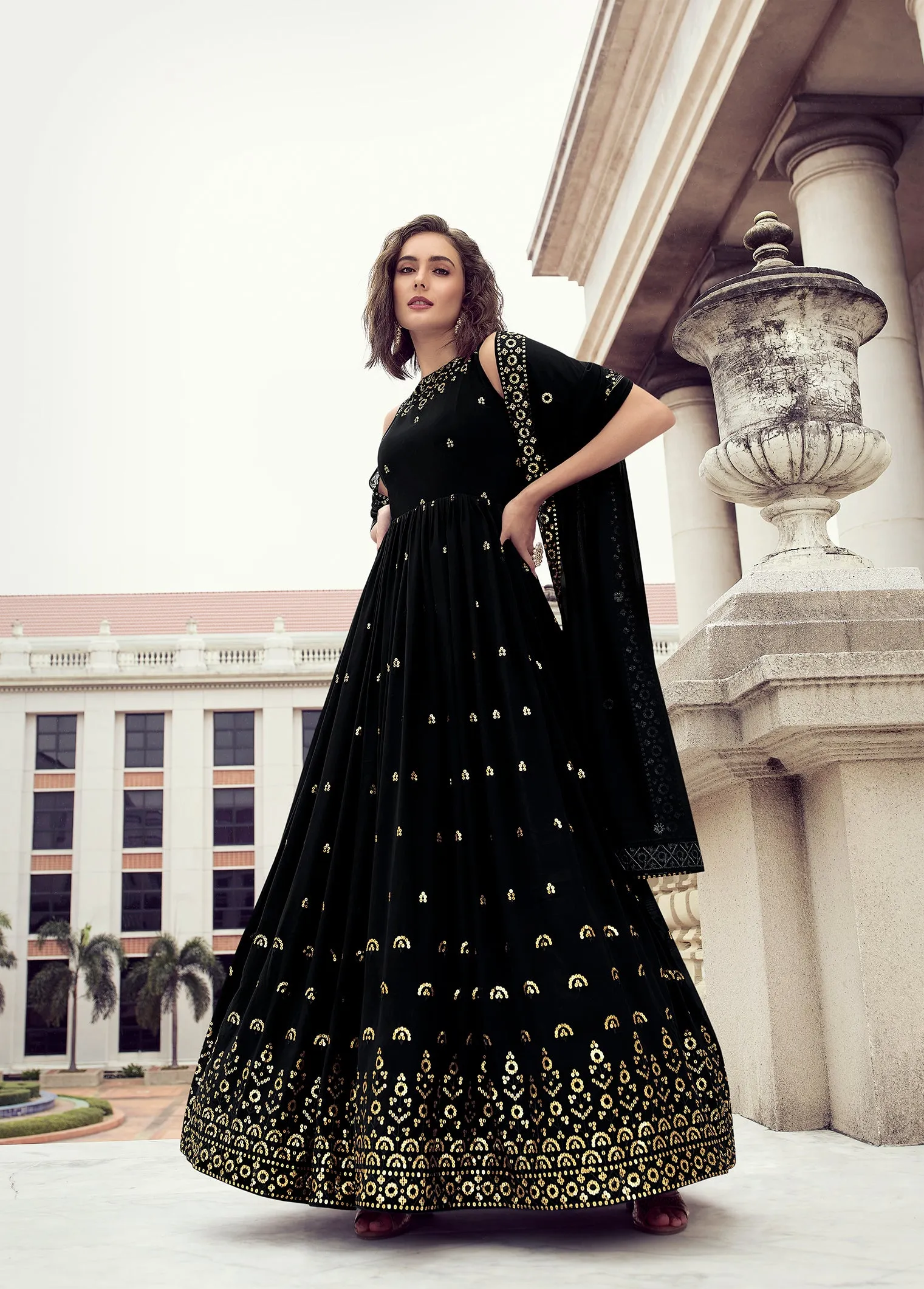 Beautifully designed elegant heavy Anarkali Set - Rent