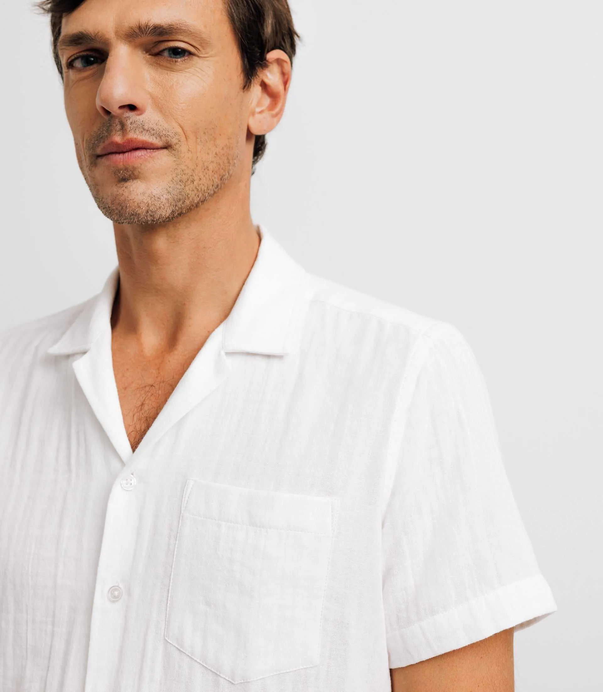 Chemise casual coupe fit blanche