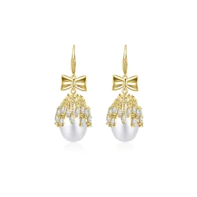 Elegant Freshwater Pearl Earrings WE00233