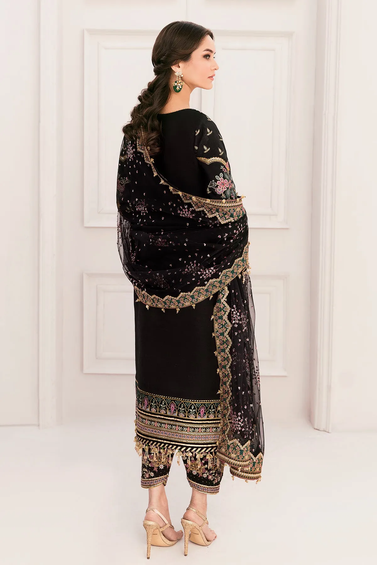 EMBROIDERED SILK CH11-04