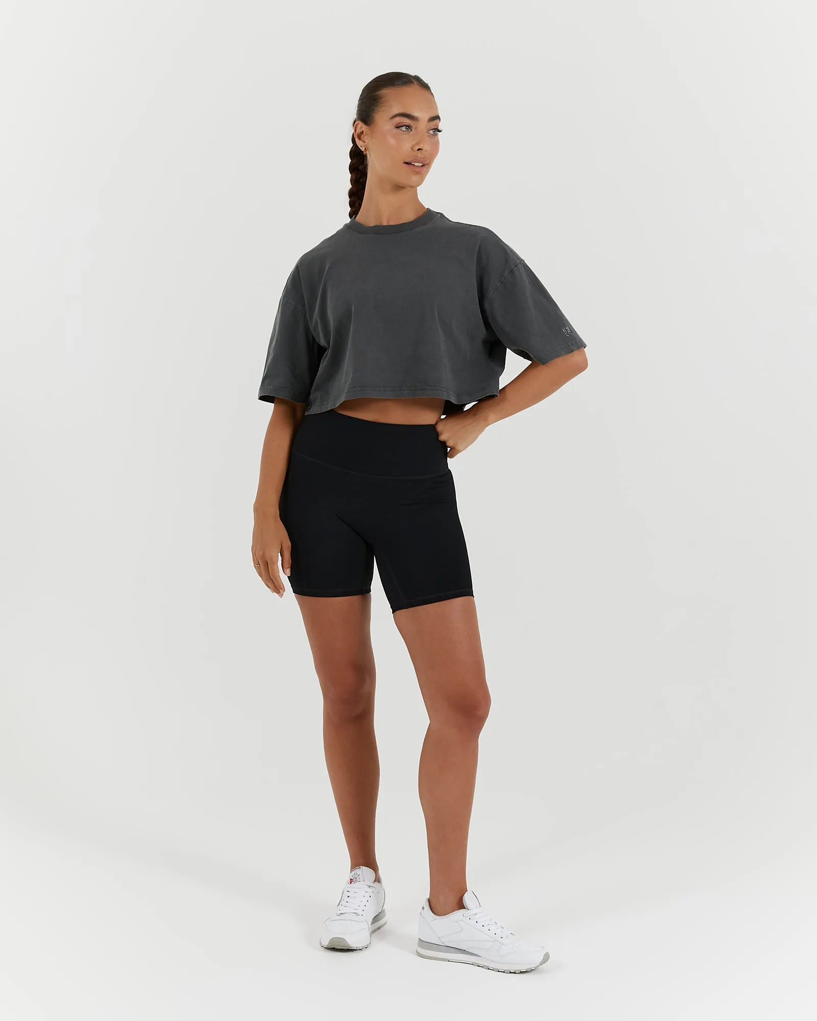 ESSENTIALS CROPPED TEE - FADED ONYX