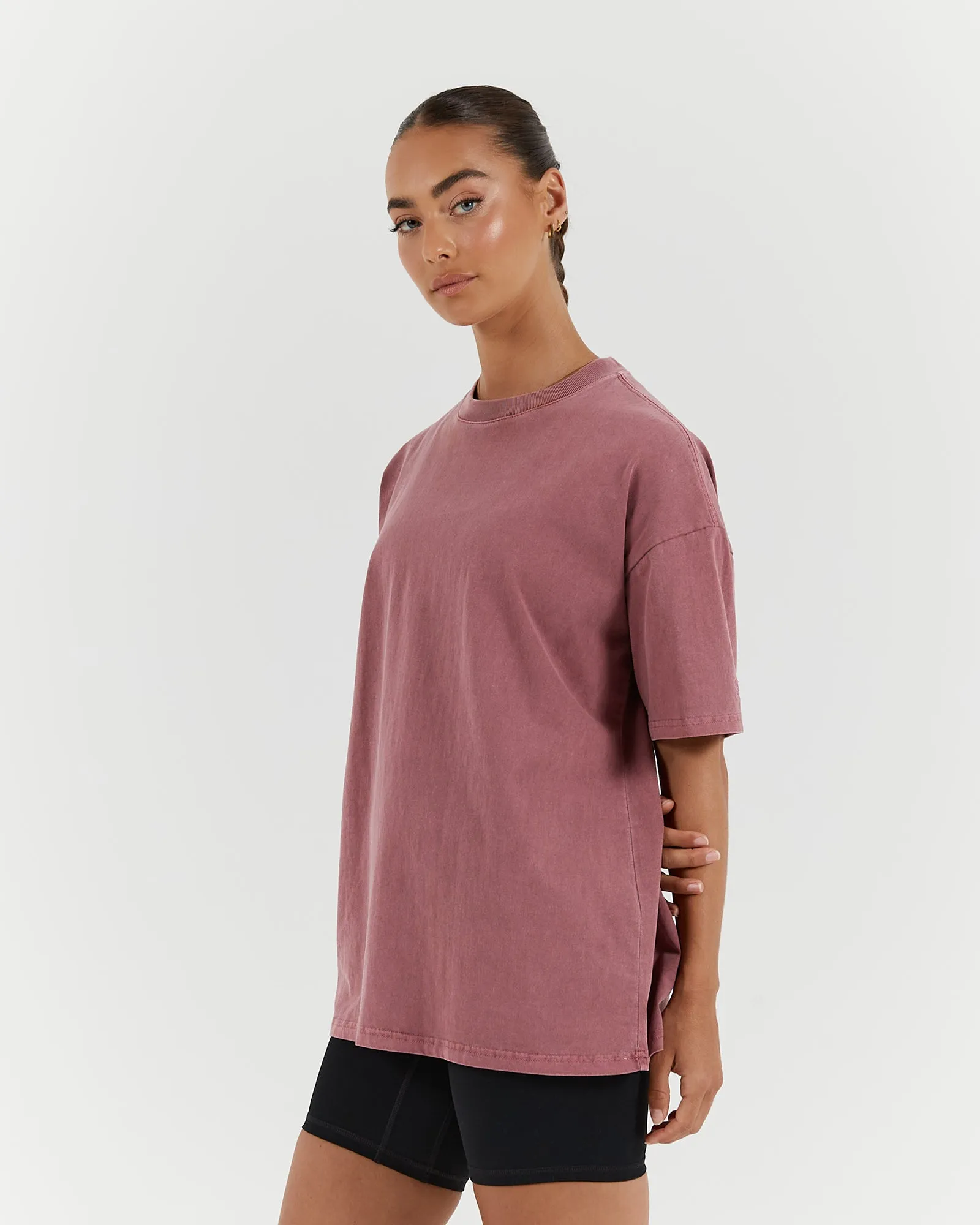 ESSENTIALS TEE - FADED BERRY