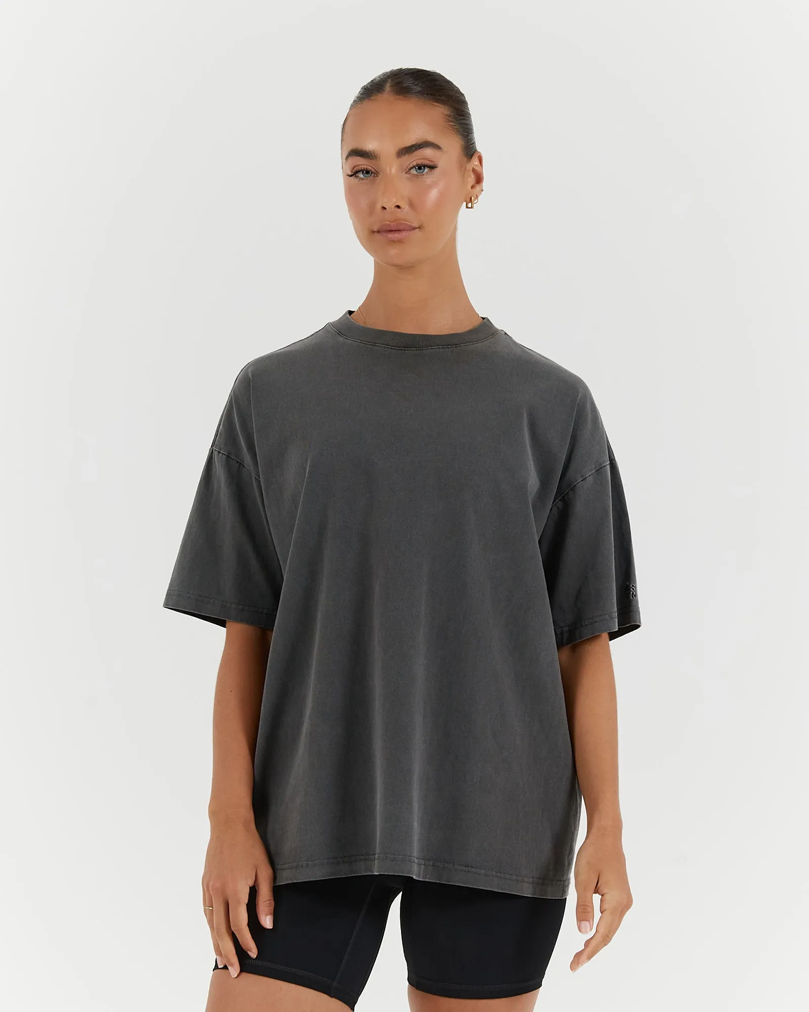 ESSENTIALS TEE - FADED ONYX