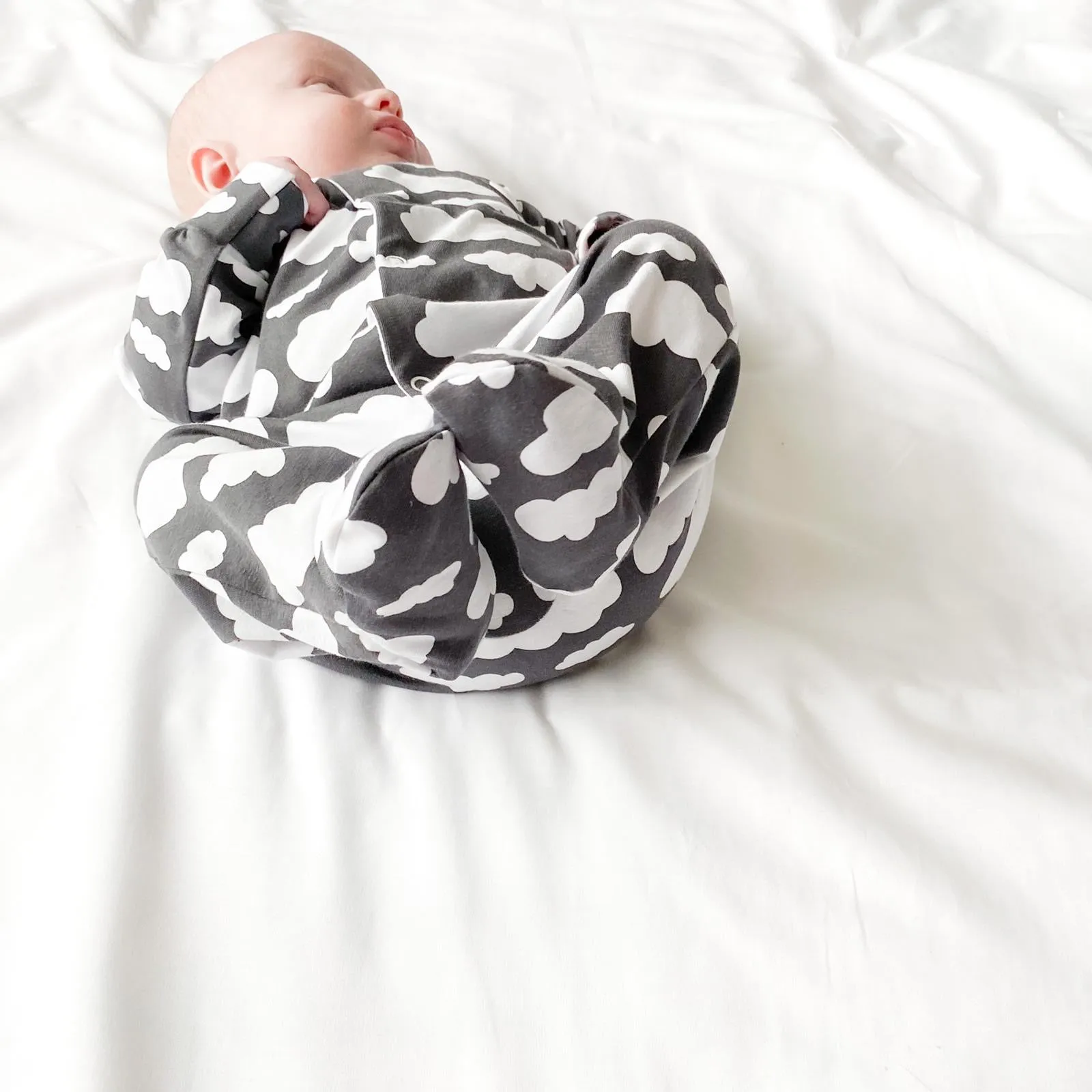 Grey cloud cotton sleepsuit