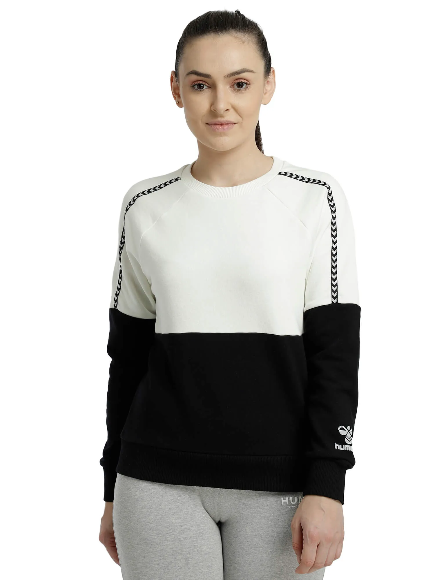 Kaika Women Black Sweatshirt