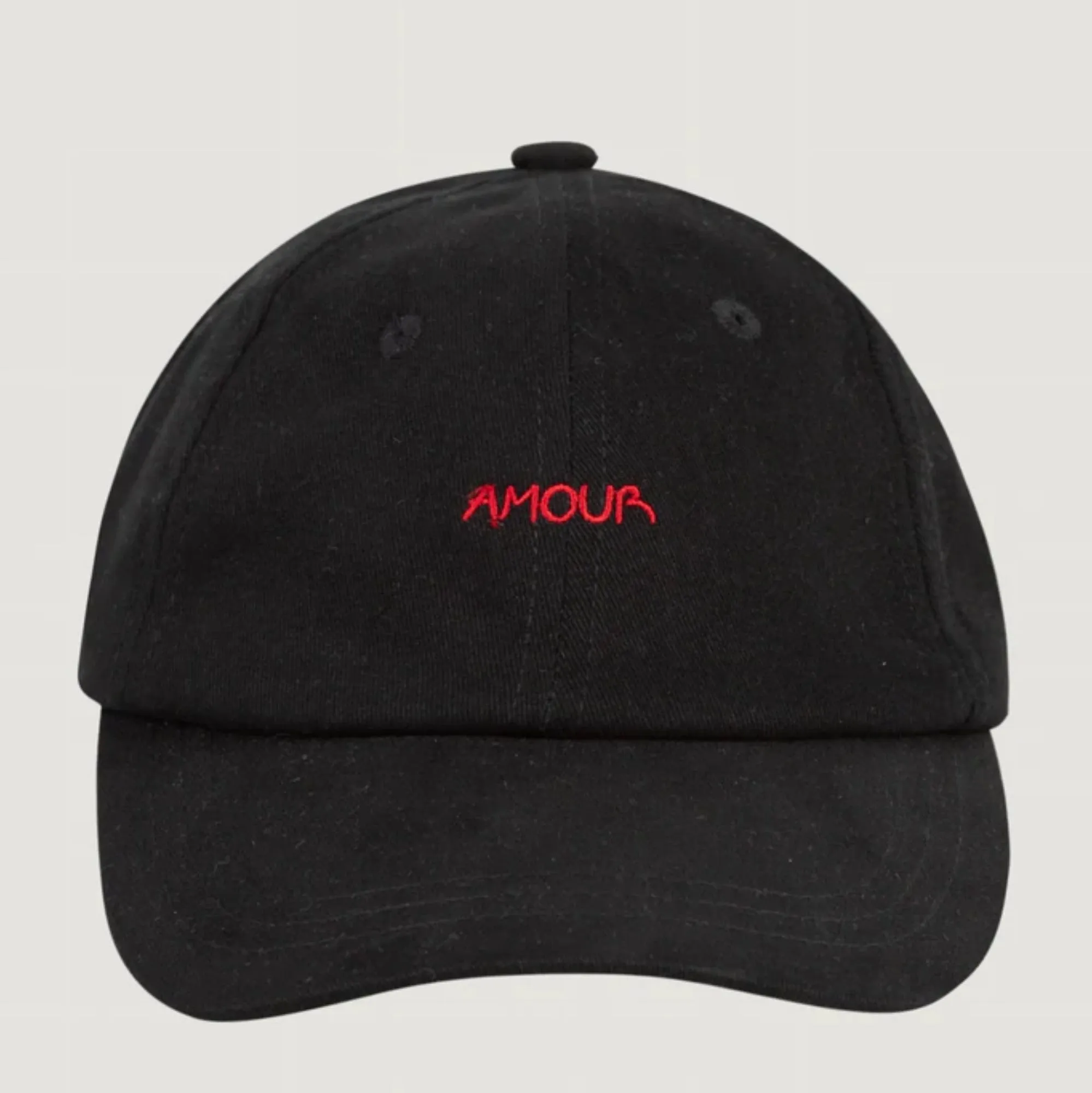 "Amour" Classic Cap (Black)