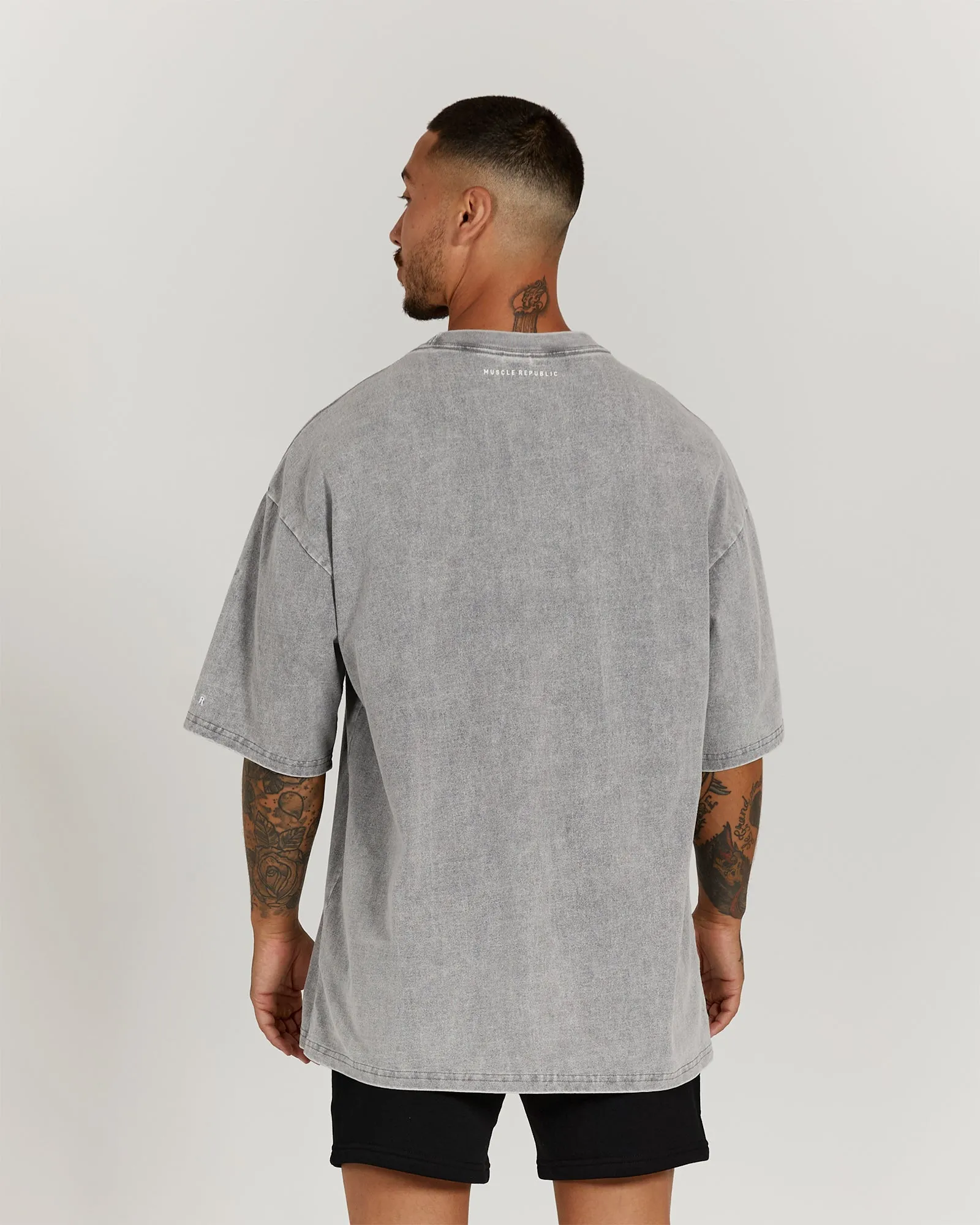 TIMELESS TEE - FADED GREY