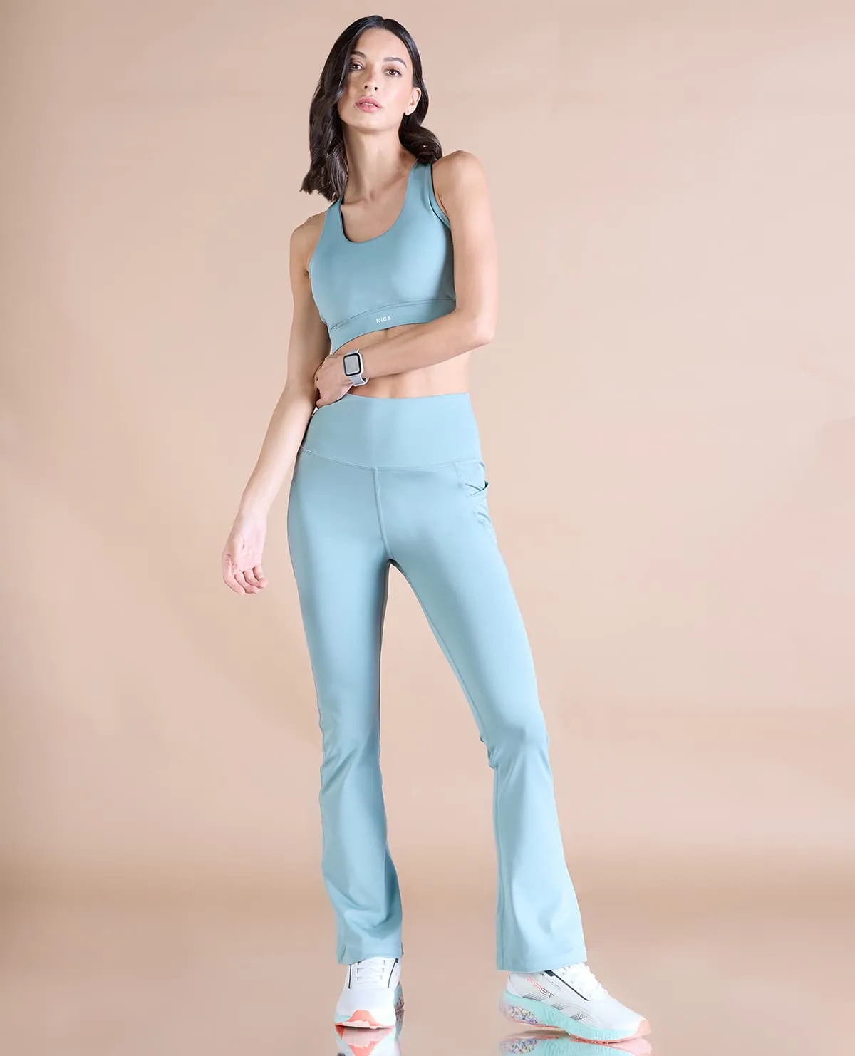 Women Stretchable Flared Pants